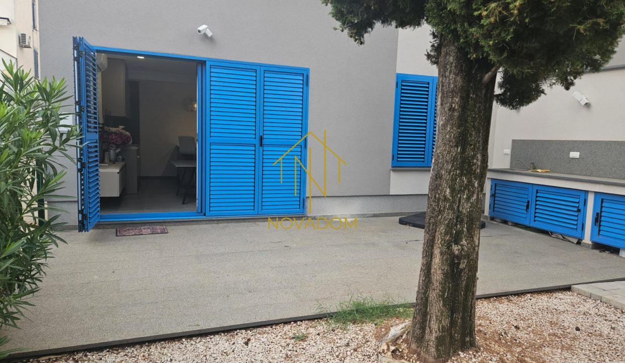 Nekretnine_apartman__prodaja_krk___malinska__luksuzno_prvireddomora_3s_parking