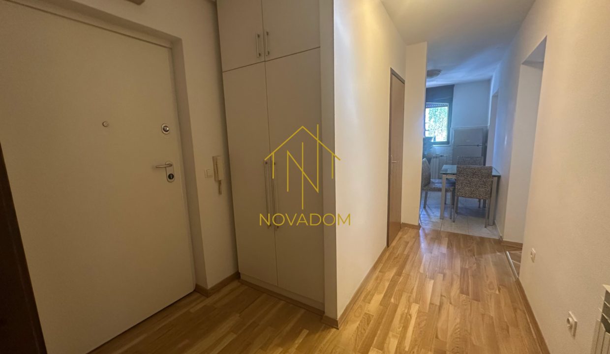 nekretnine_stan_najam_3s_vrbik_centar_70m2