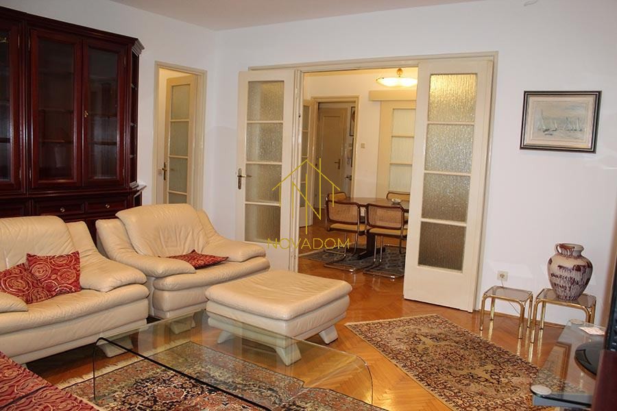 nekretnine-stan-centar-šalata--4s-115m2-najam.