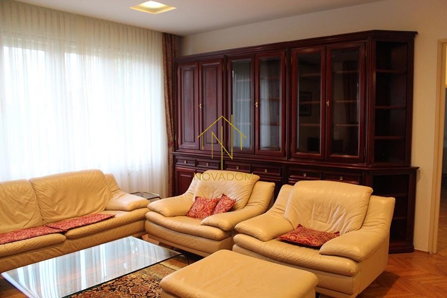 nekretnine-stan-centar-šalata-4s-115m2--najam